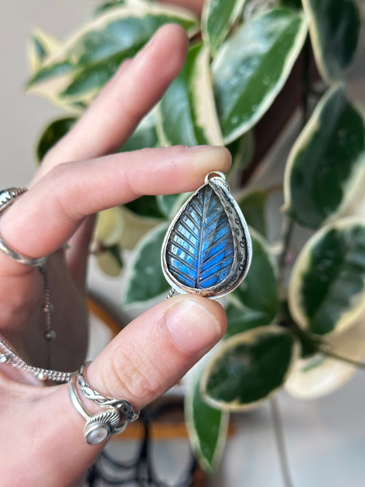 Blue Labradorite Leaf Pendant