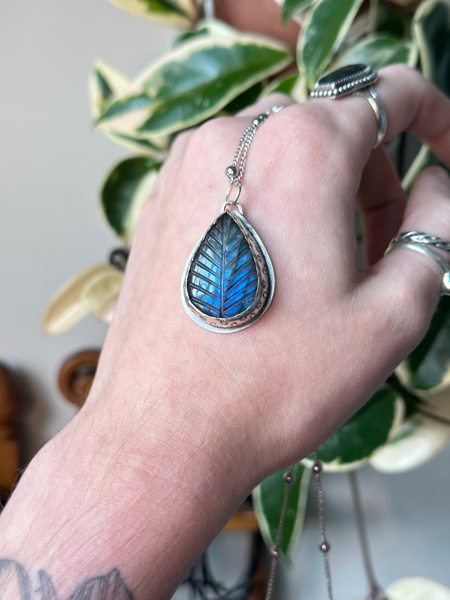 Blue Labradorite Leaf Pendant