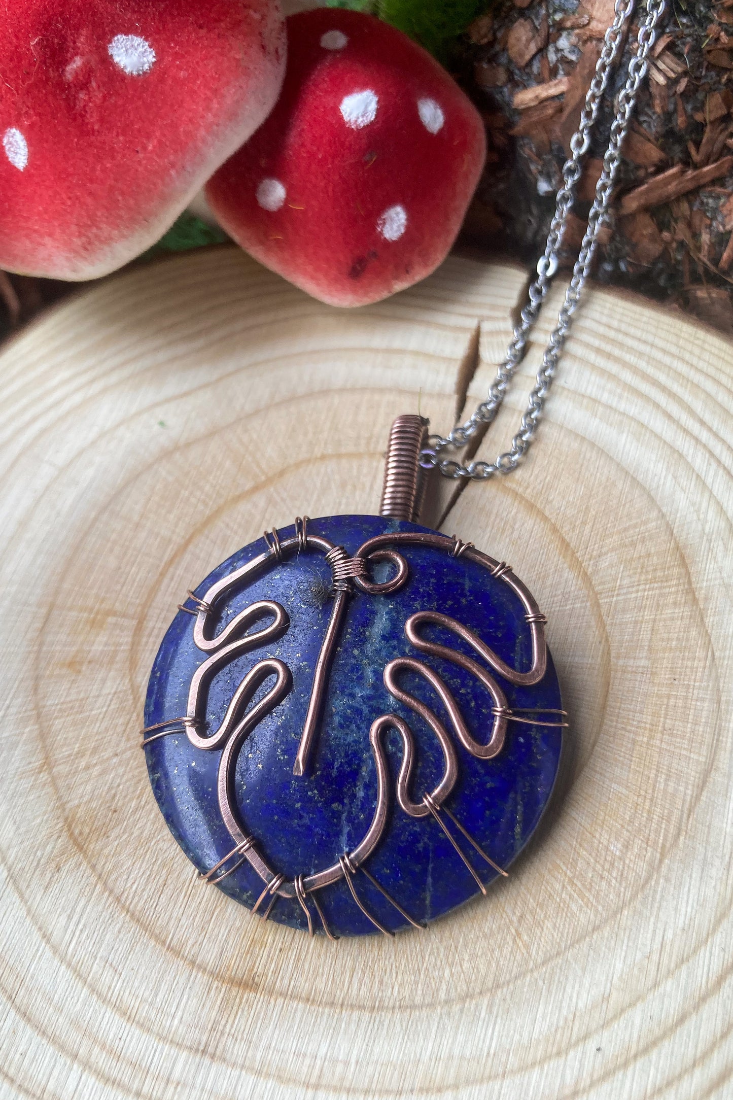 Lapis Lazuli Monstera Pendant